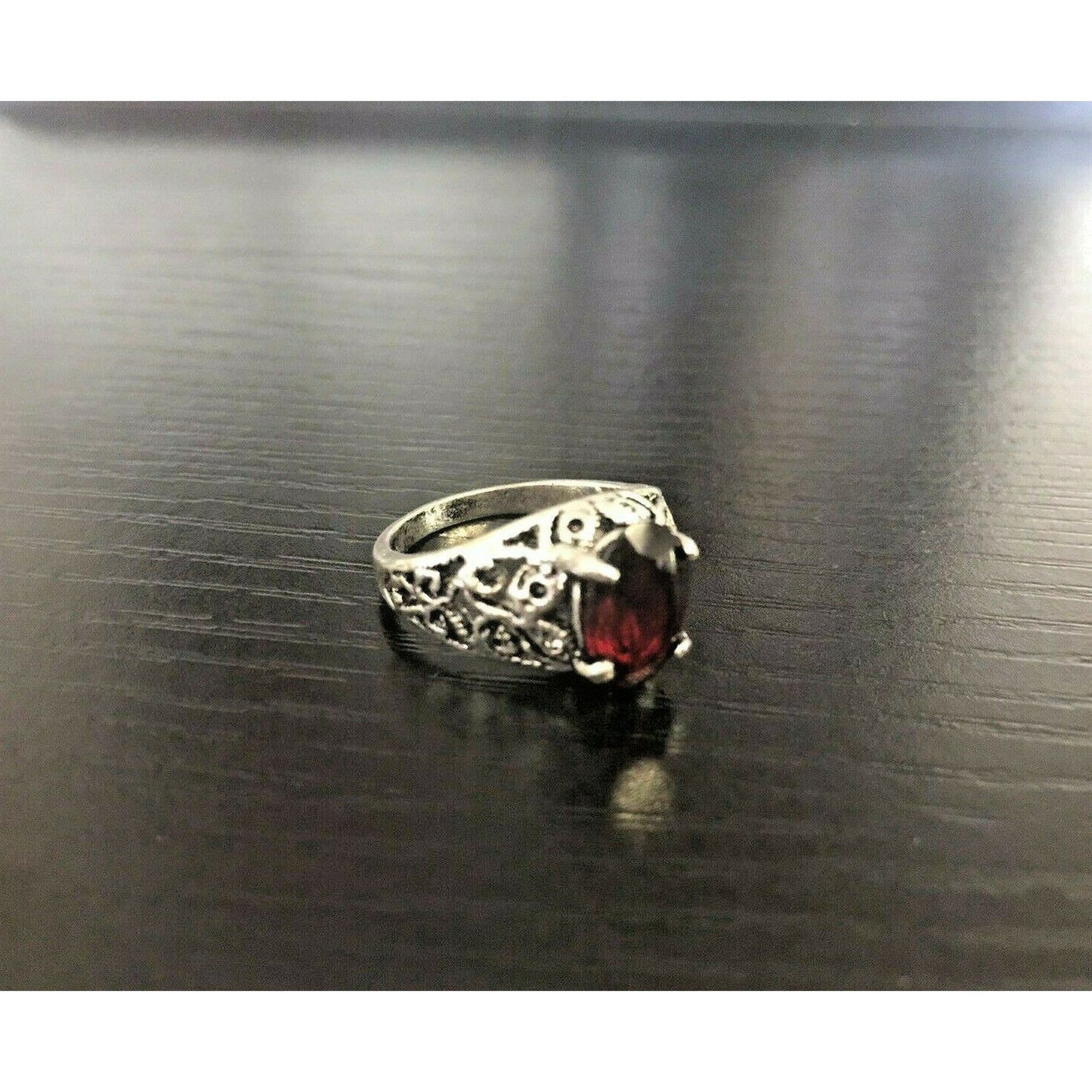 Dark Souls Figure and Rings Set