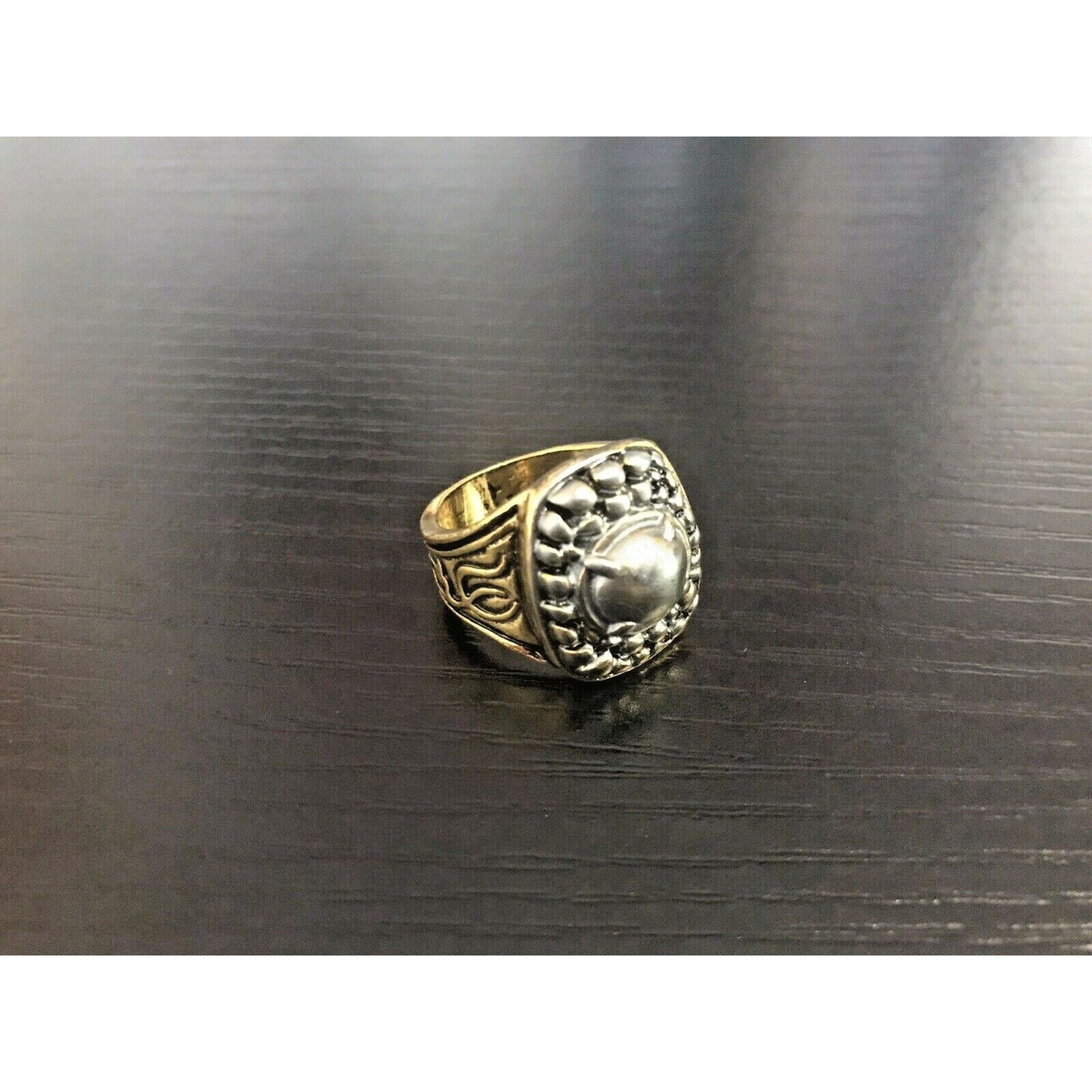 Dark Souls Figure and Rings Set